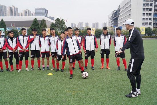 bg真人视讯成为网络上最具竞争力的都市俱乐部展示图片