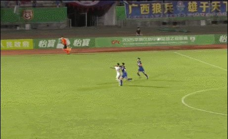 了解拥有相当不错的游戏实力。