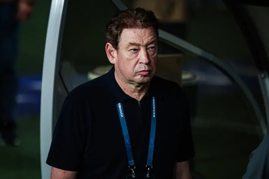 专业拥有相当不错的游戏实力。服务
